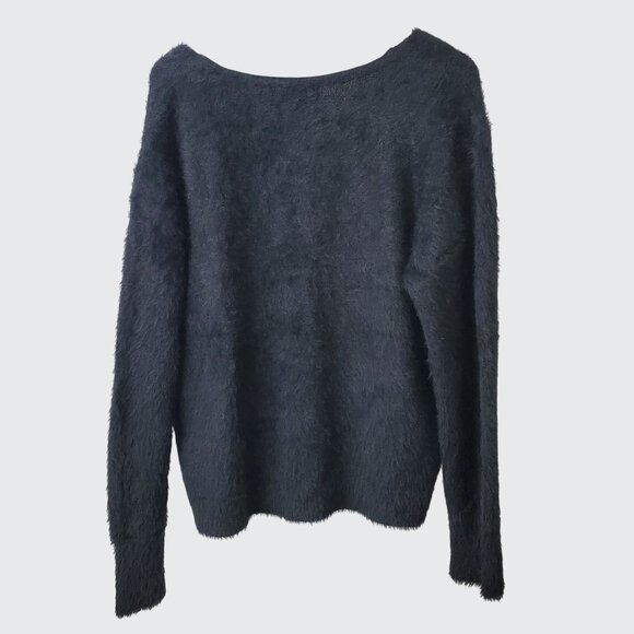 Preowned Ava & Viv Womens Black Fuzzy Button-Down Cardigan Sweater 1X - Picture 2 of 7